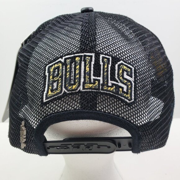Chicago Bulls Snapback Hat Pro Standard NBA Mesh Luxury Collection NWT - Picture 2 of 12